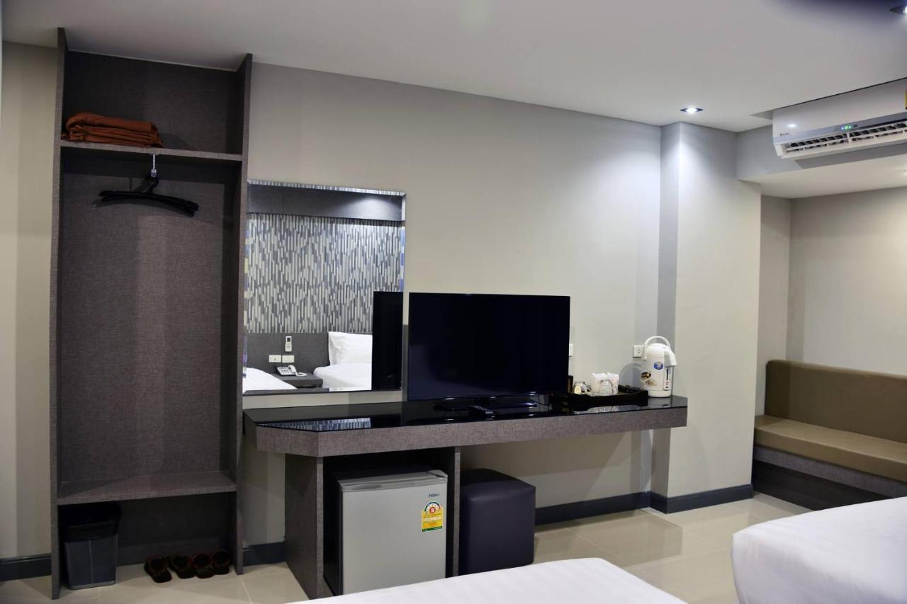 C Hotel Bangna Bangkok Bagian luar foto