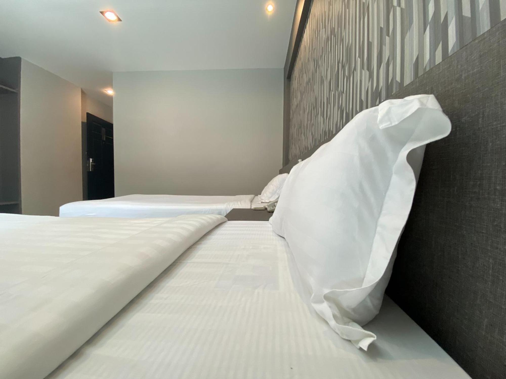 C Hotel Bangna Bangkok Bagian luar foto