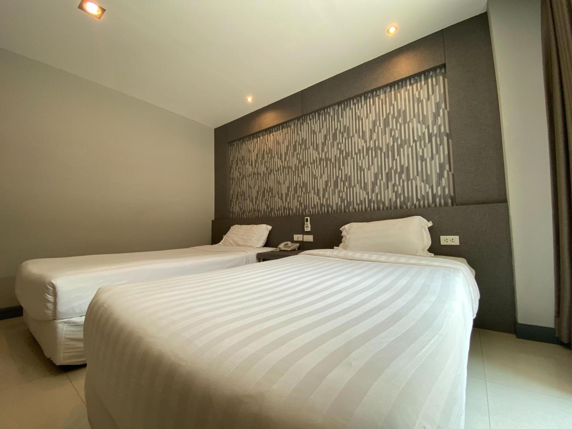 C Hotel Bangna Bangkok Bagian luar foto